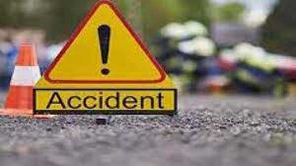 प्रतापगढ़ में सड़क हादसे में एक आरक्षी की मृत्यु, दूसरा घायल